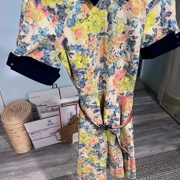 💛Closet of London,Excellent Mod Dress, Zippered Back,Gold Shimmer Throughout,6 - Picture 8 of 13